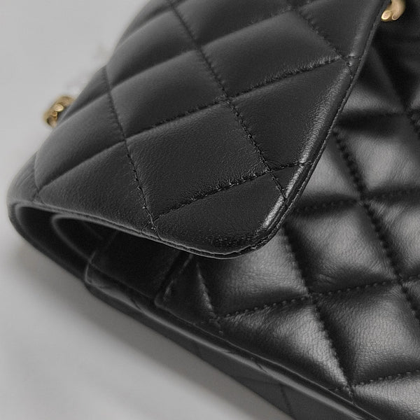 CLASSIC FLAP Mini Quilted Lambskin Black