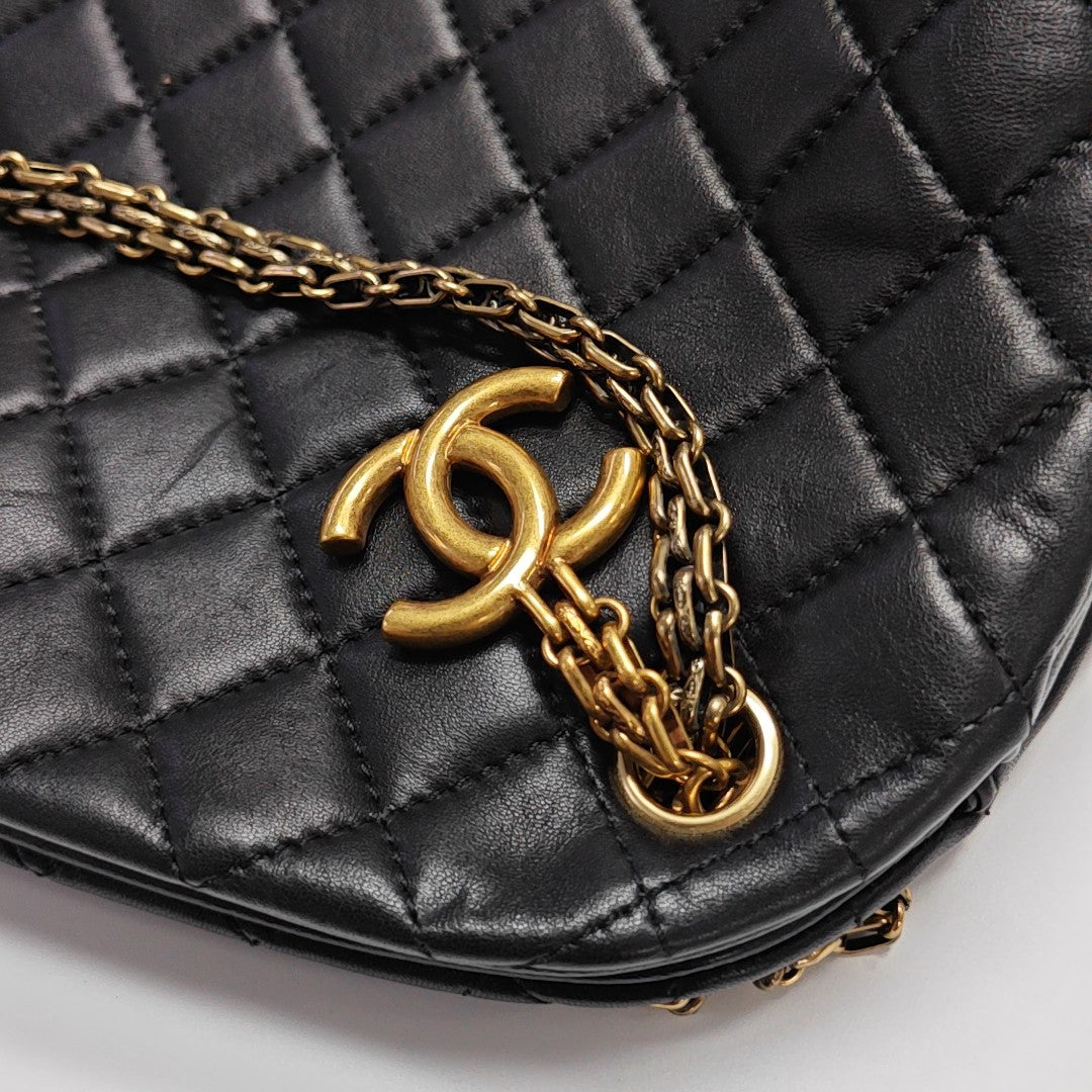 JUST MADEMOISELLE Large Quilted Lambskin Black