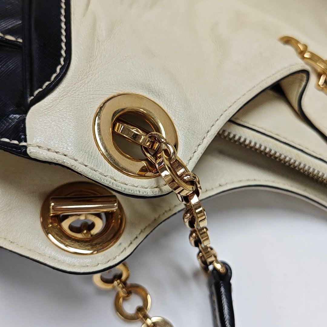 Betulla Lambskin White