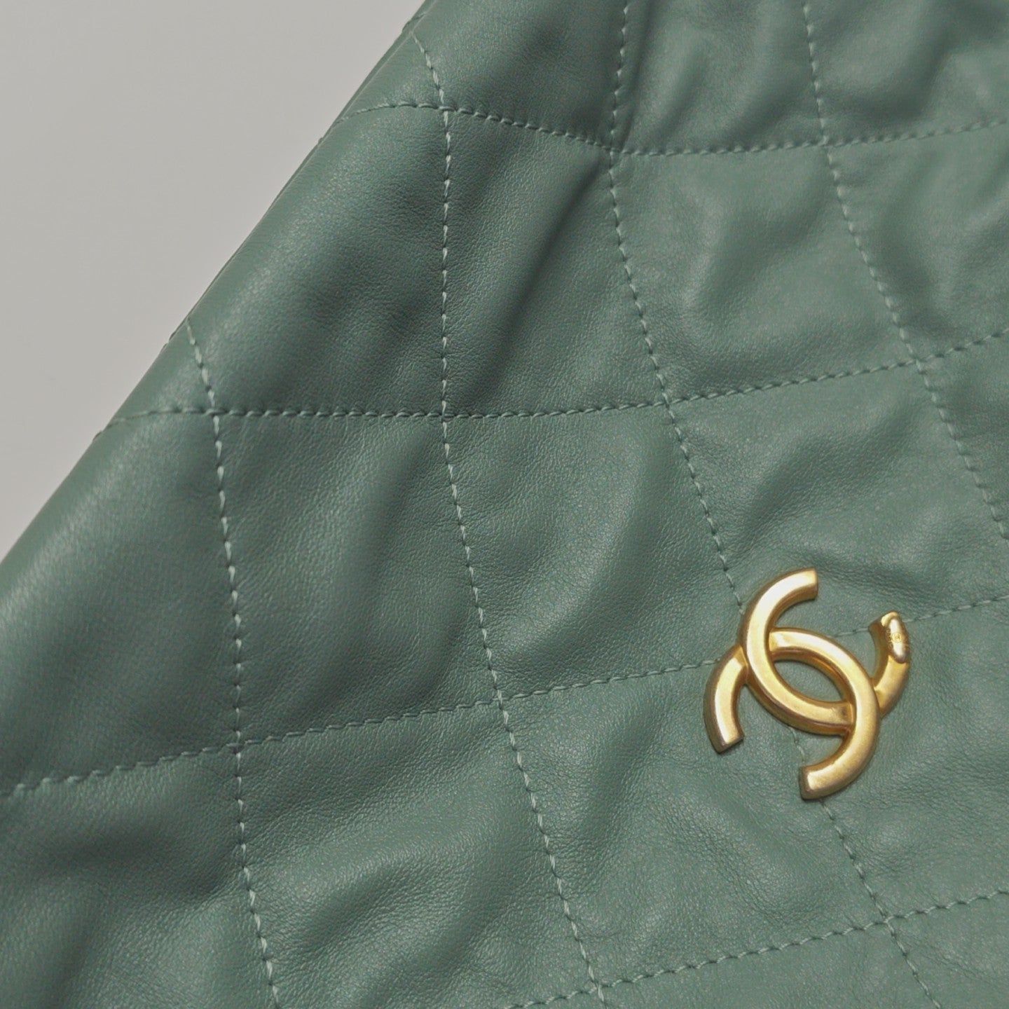 Quilted Calfskin Shoulder Bag Green