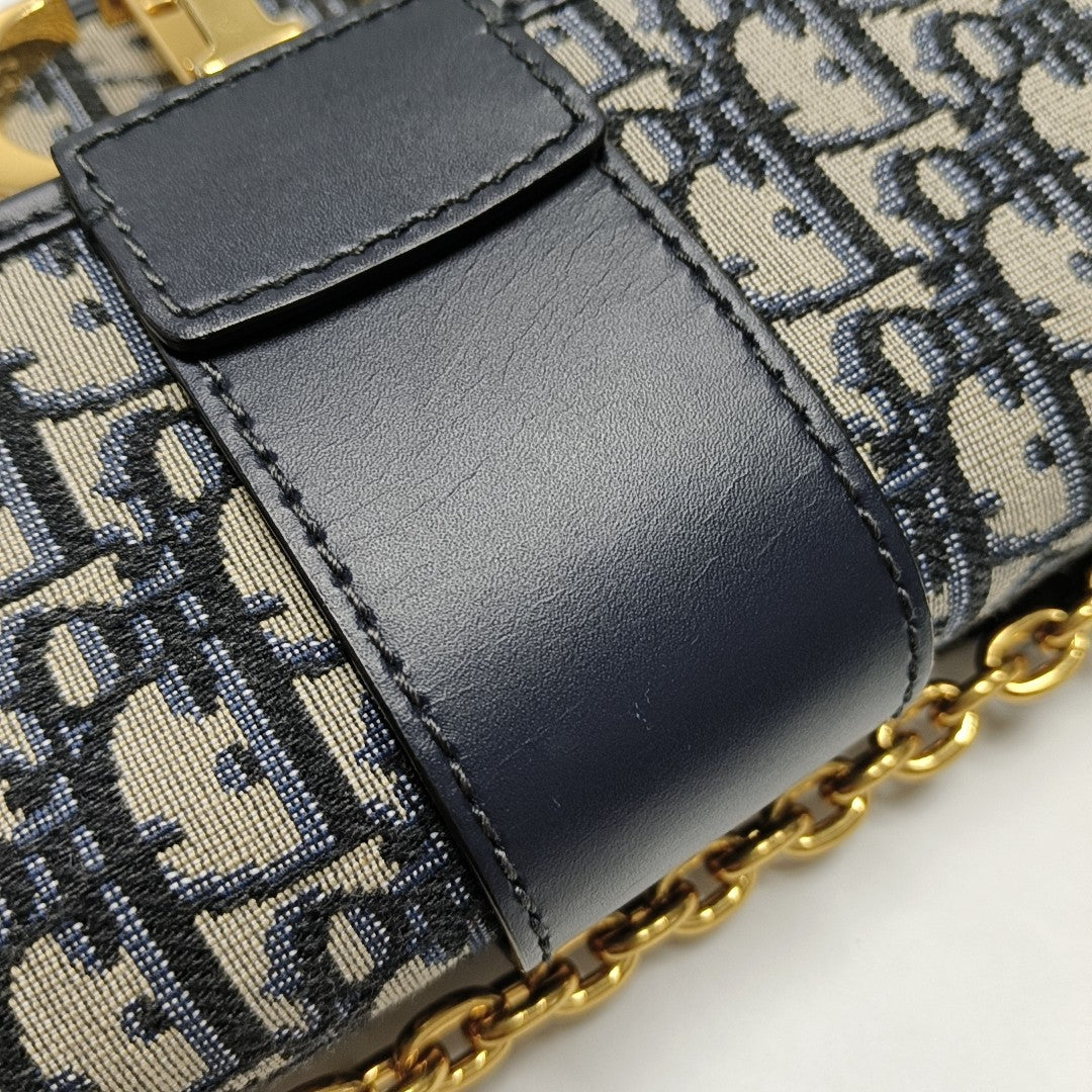 30 Montaigne Oblique Canvas Blue