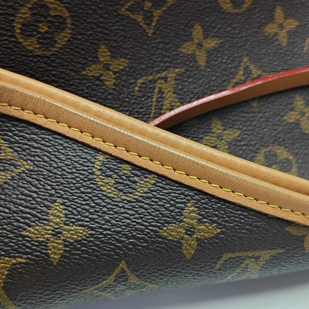CARRYALL MM Monogram Coated Canvas Brown