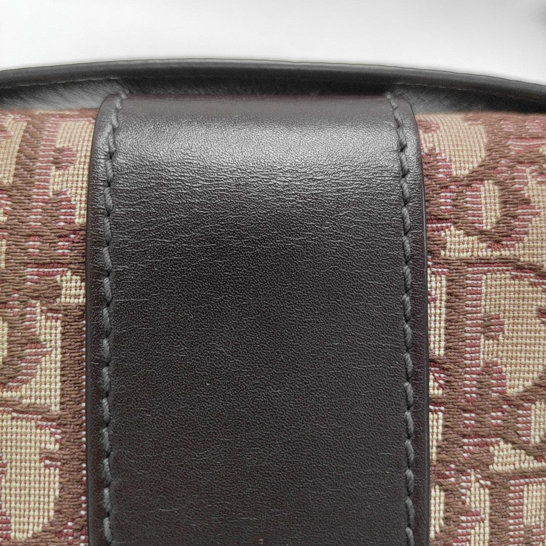 30 Montaigne Oblique Canvas Red
