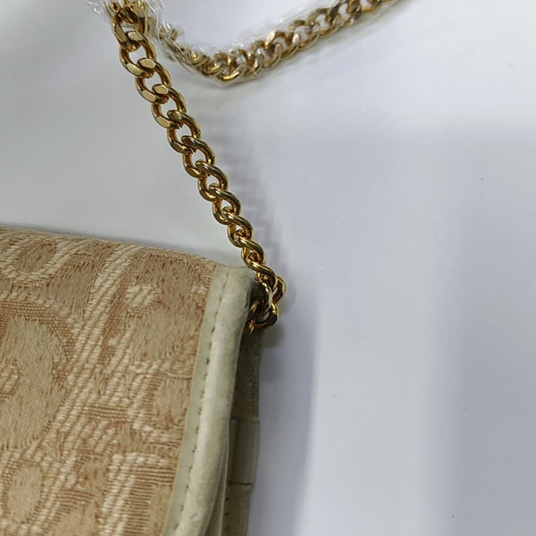 Oblique Canvas Shoulder Bag Brown