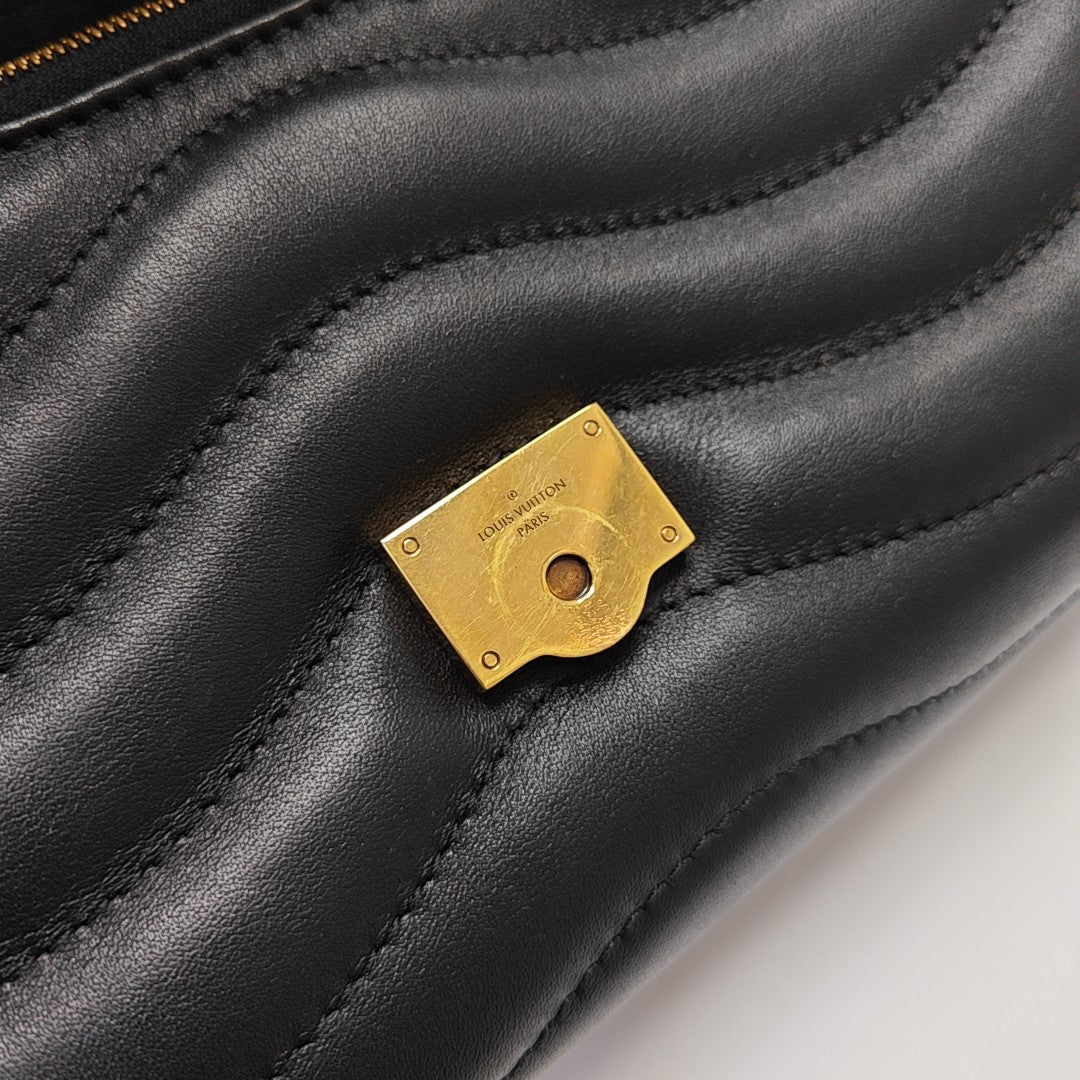 NEW WAVE Quilted Calfskin Black