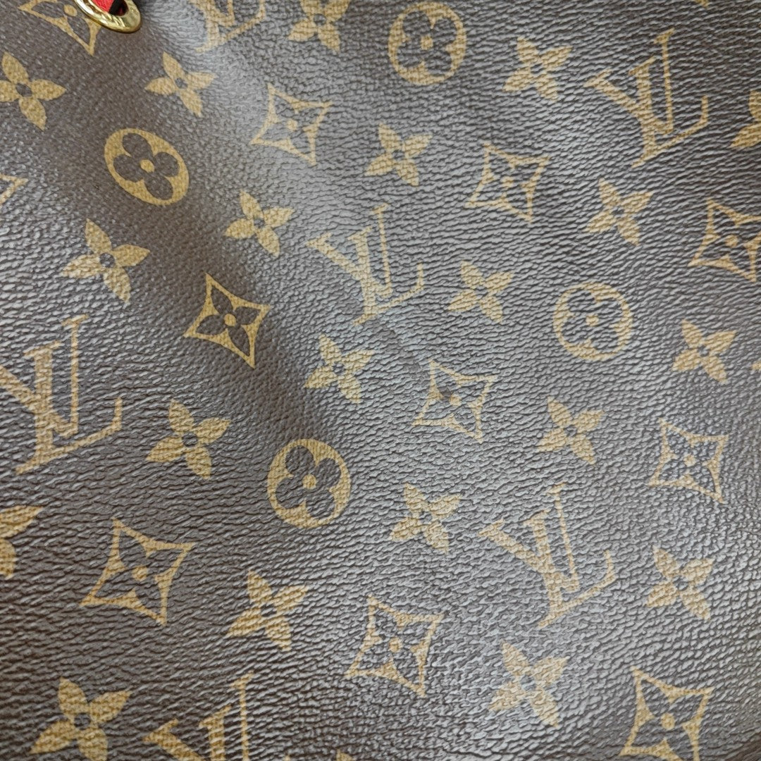 NÉONOÉ MM Monogram Coated Canvas Brown
