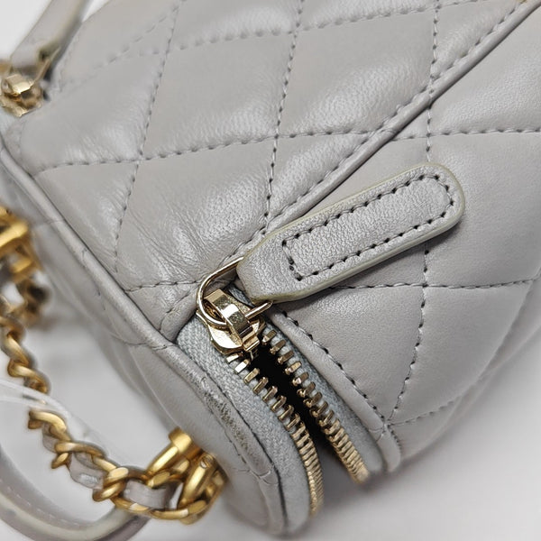 VANITY CASE Mini Quilted Lambskin Gray
