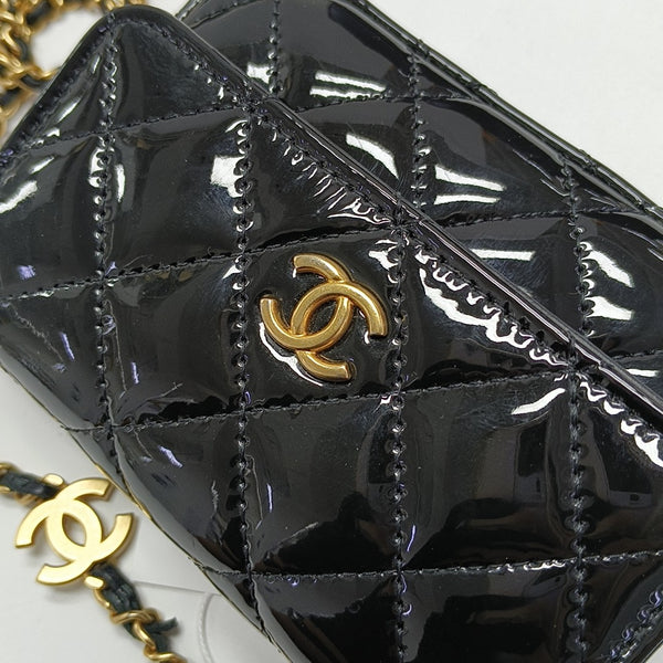 Quilted Patent Leather Black