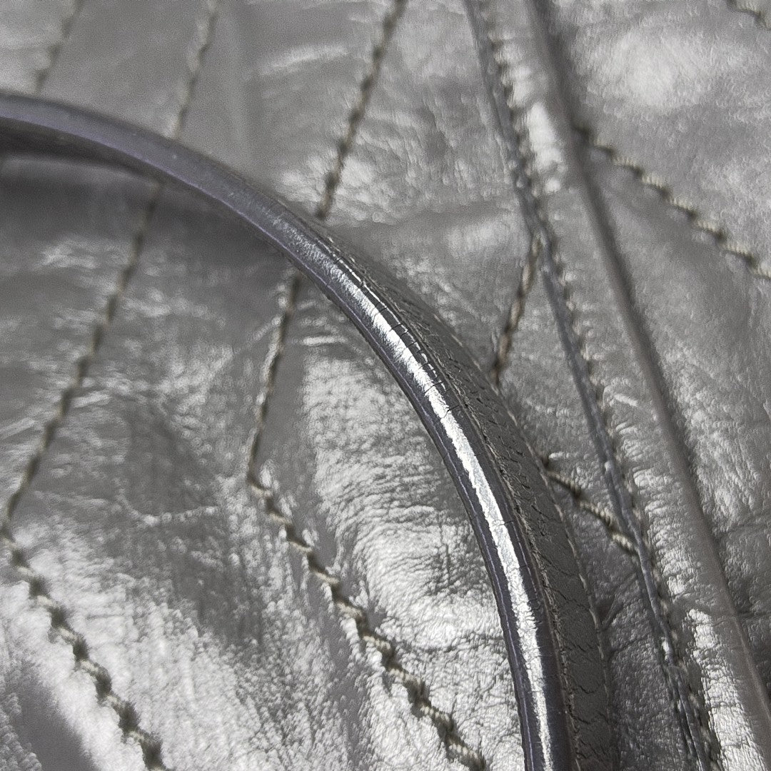 NIKI Medium Chevron Calfskin Gray