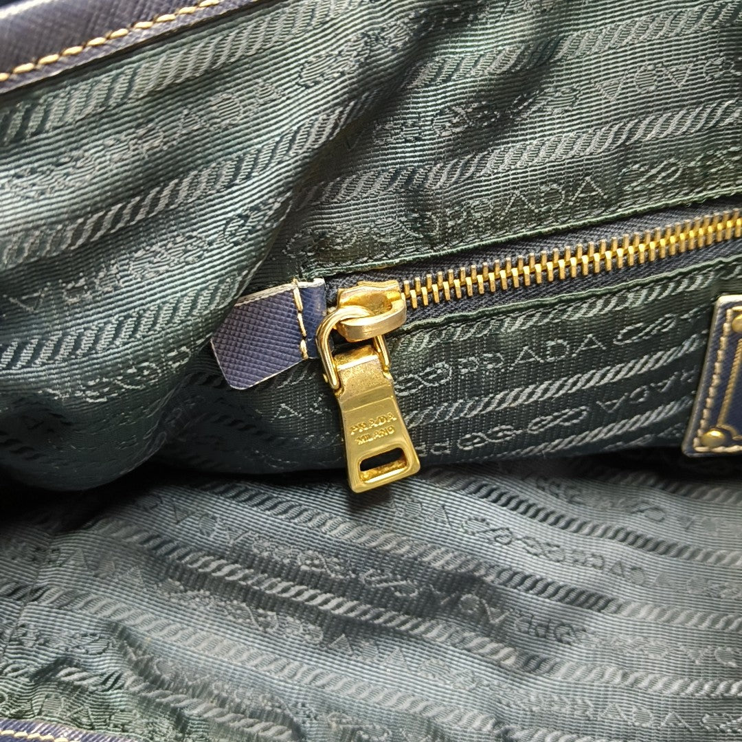 Vitello Phenix Tote Nylon Blue