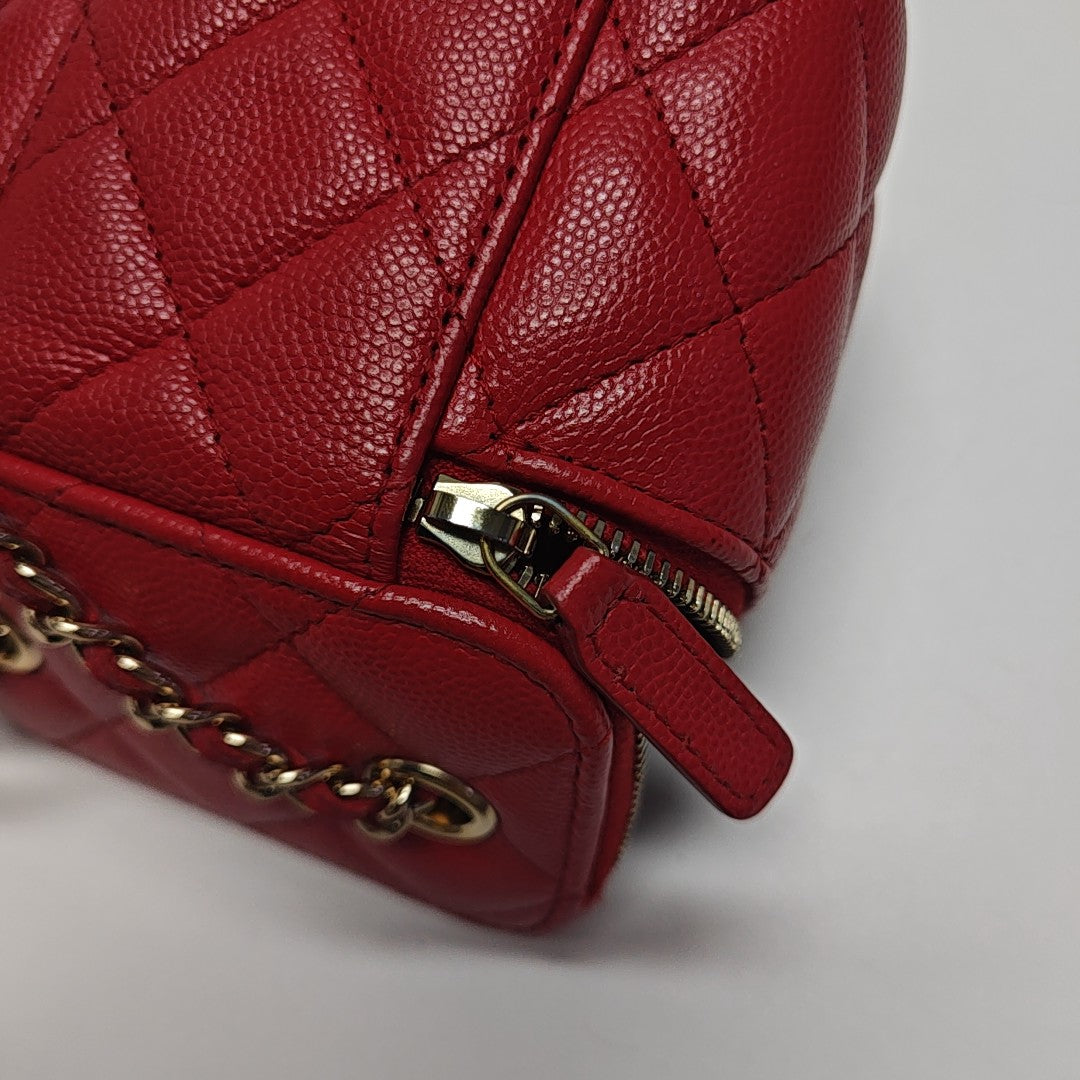 VANITY CASE Mini Quilted Lambskin Red