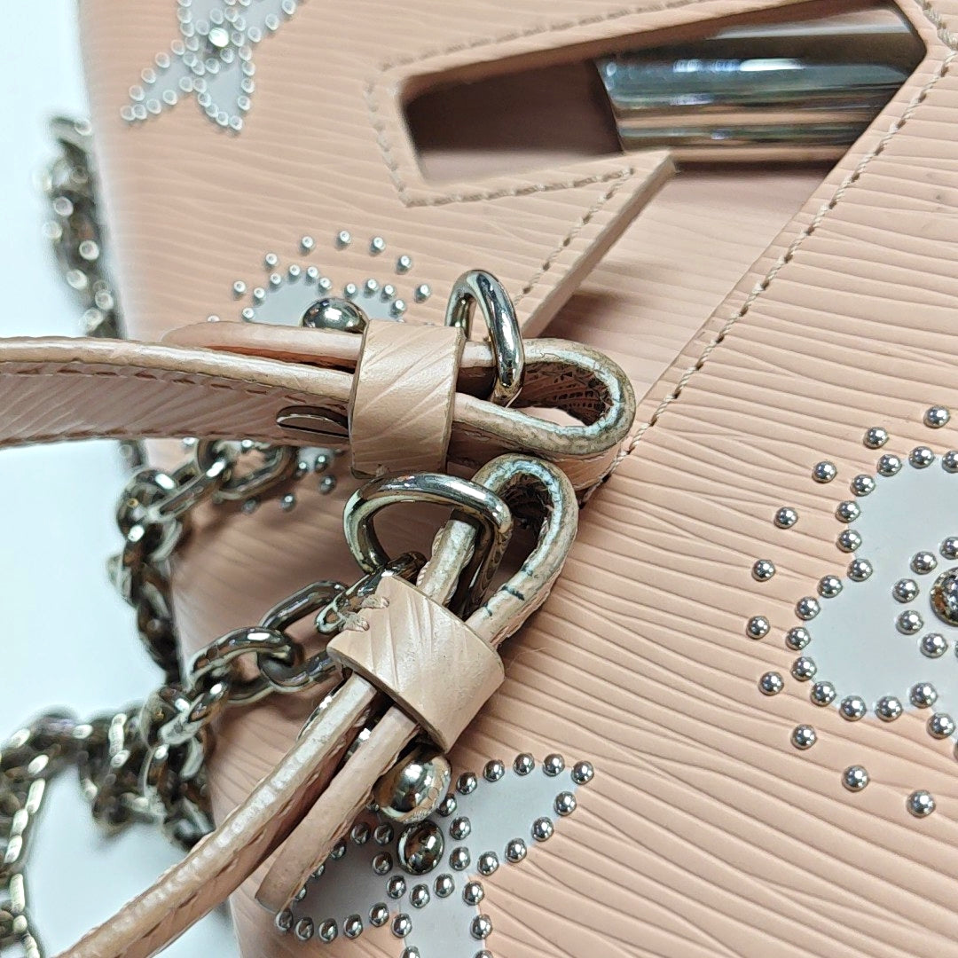 Authenticated pre-owned  TWIST MM Epi Pink - Shoulder Bag at Looply