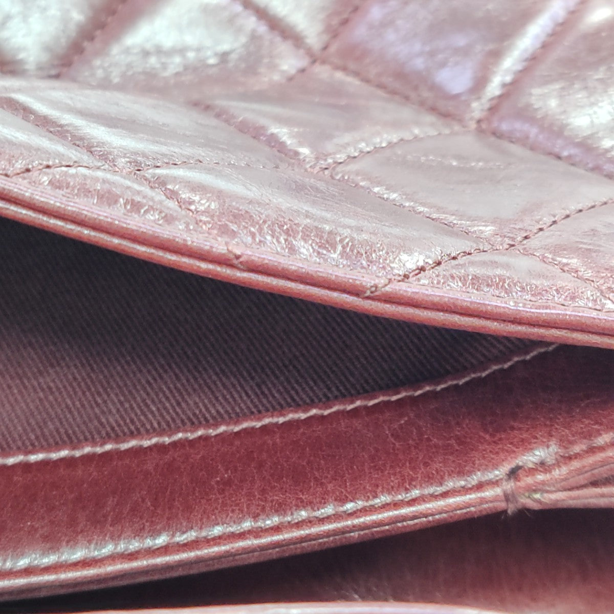 PREFECT EDGE Quilted Calfskin Red