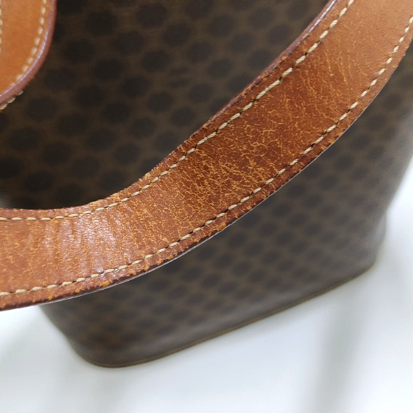 Coated Canvas Brown