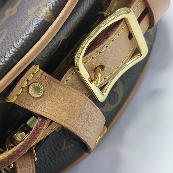 BOITE CHAPEAU MM Monogram Coated Canvas Brown
