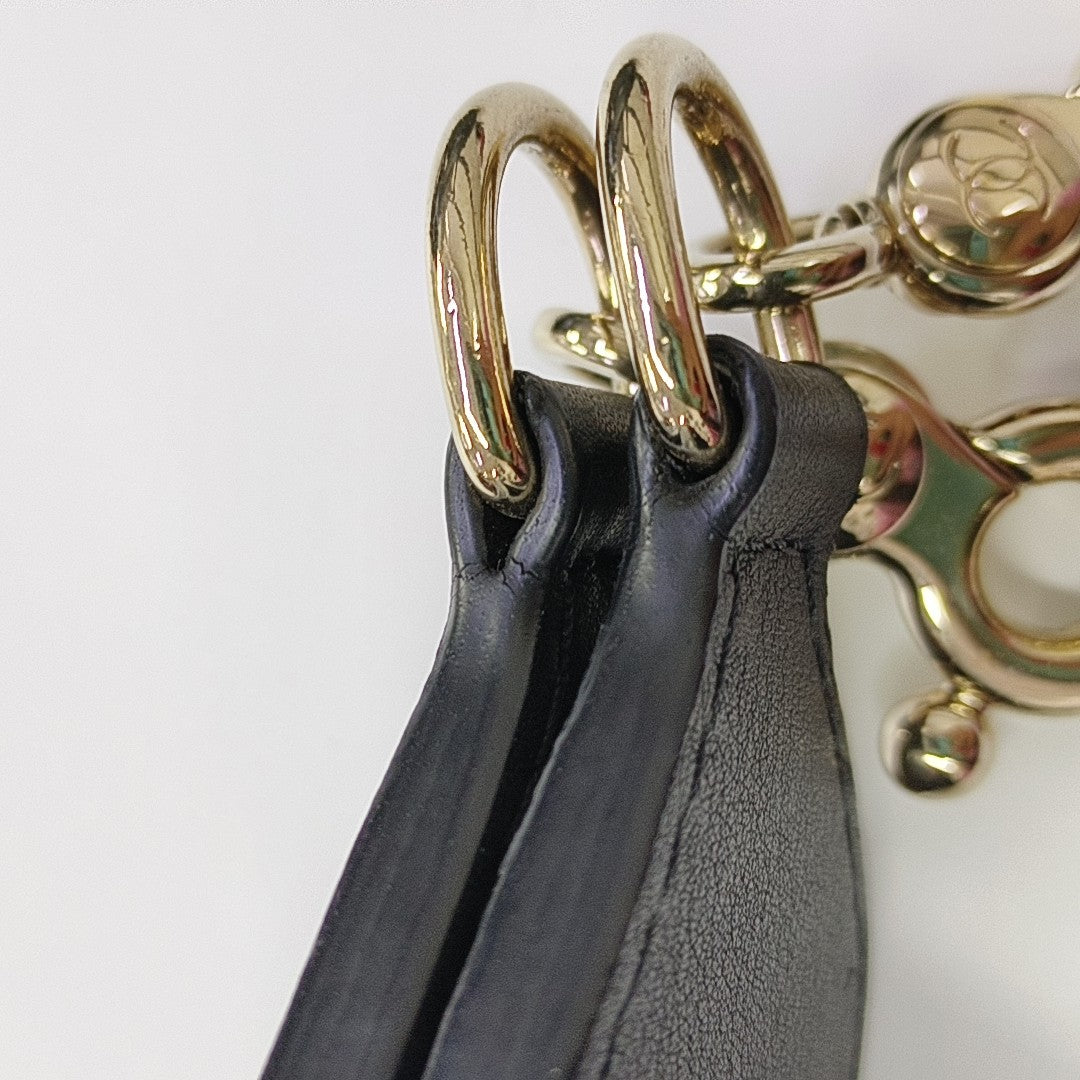 Quilted Calfskin Shoulder Bag Black