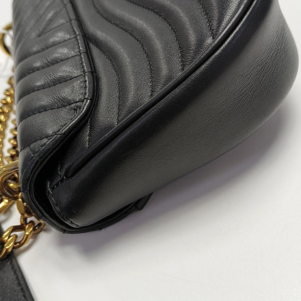 NEW WAVE PM Quilted Calfskin Black