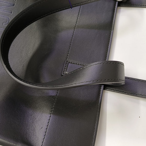 DUTY FREE North-South Calfskin Black