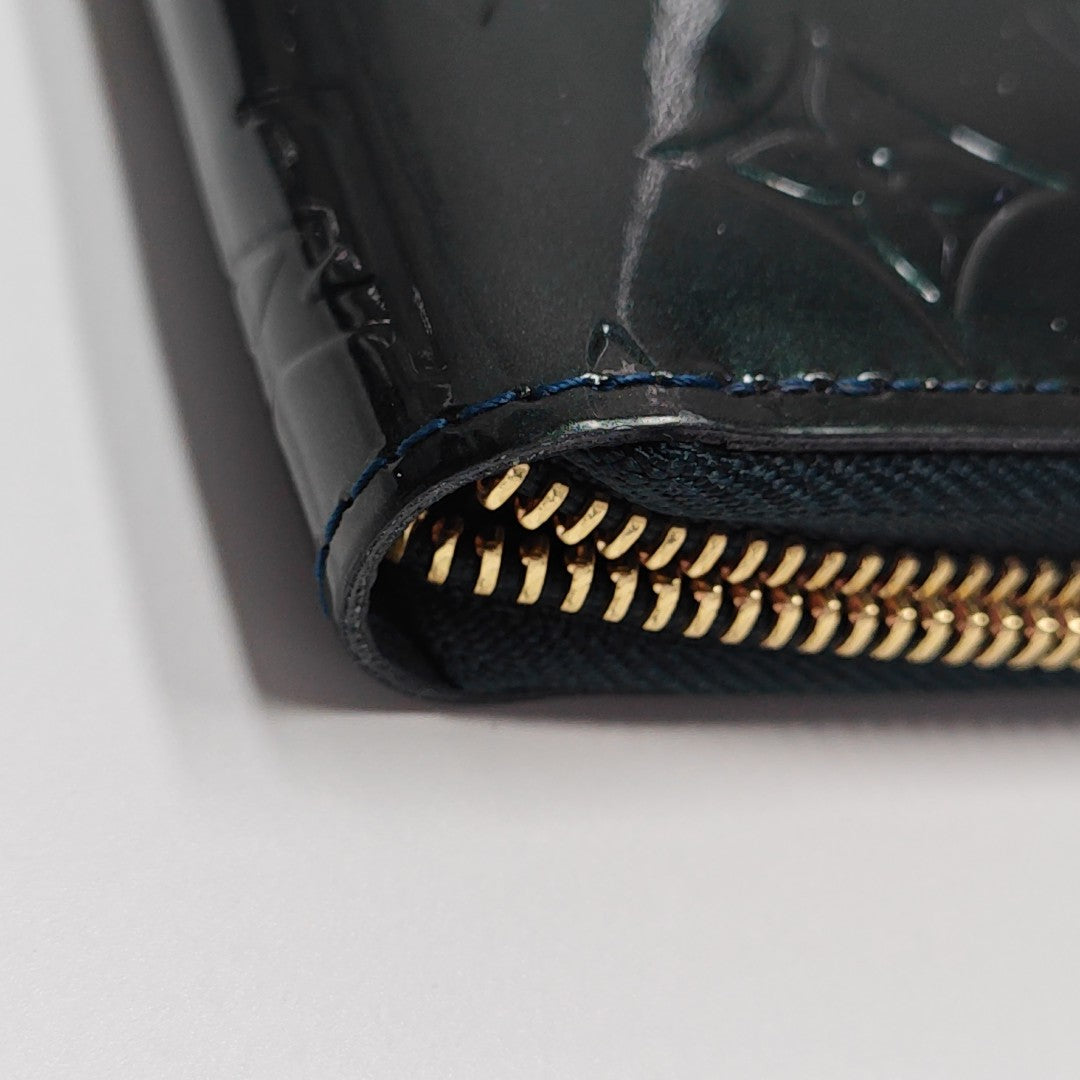 ZIPPY Patent Leather Green Wallet
