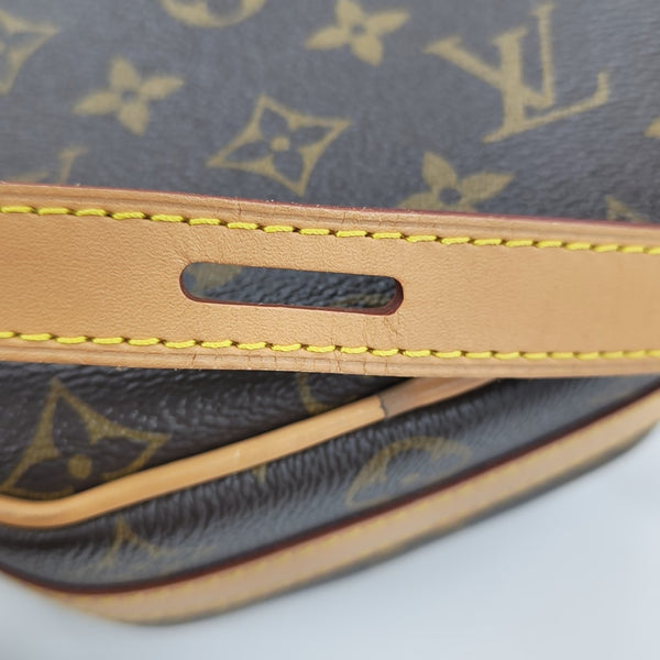 BOITE CHAPEAU PM Monogram Coated Canvas Brown