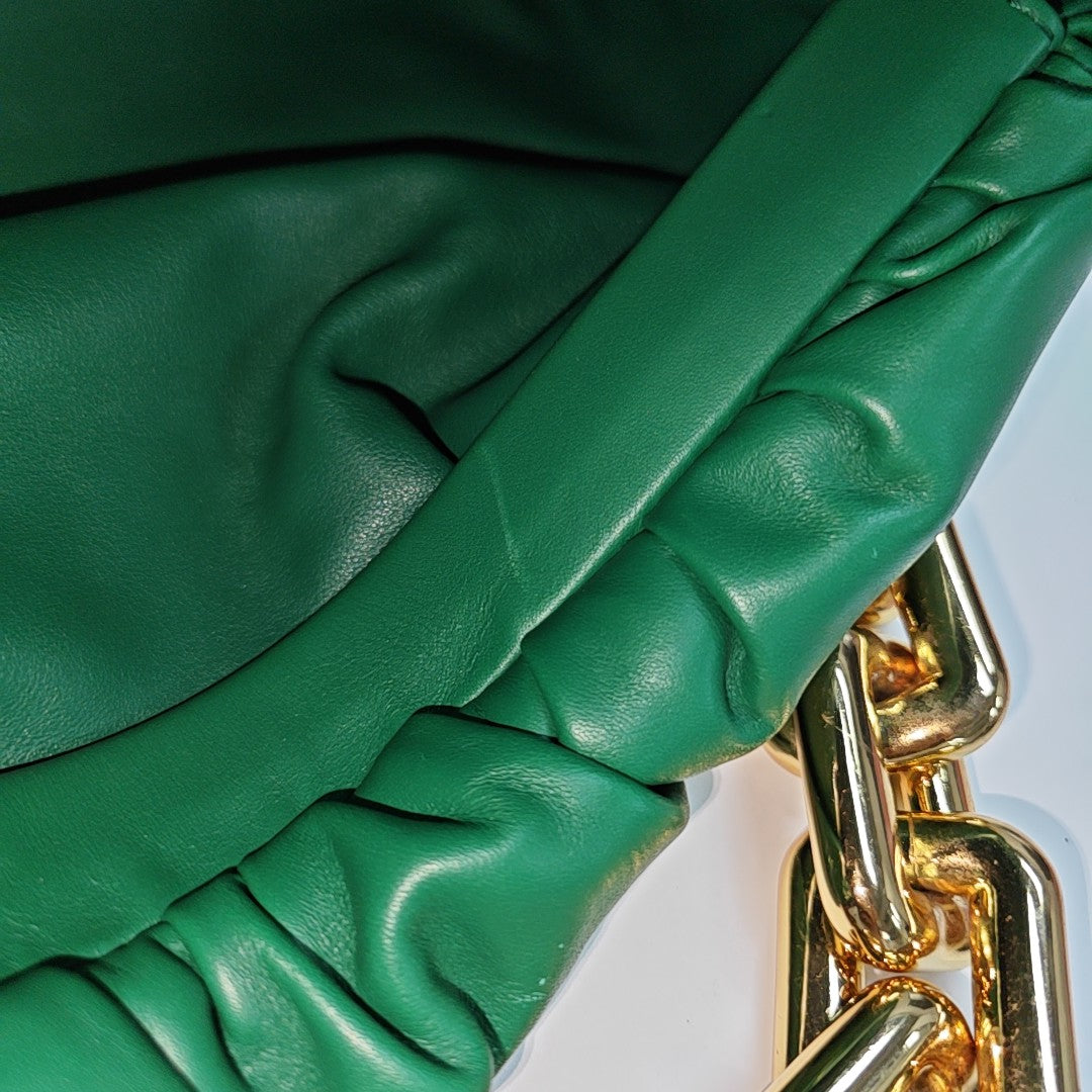 The Pouch Mini Calfskin Green