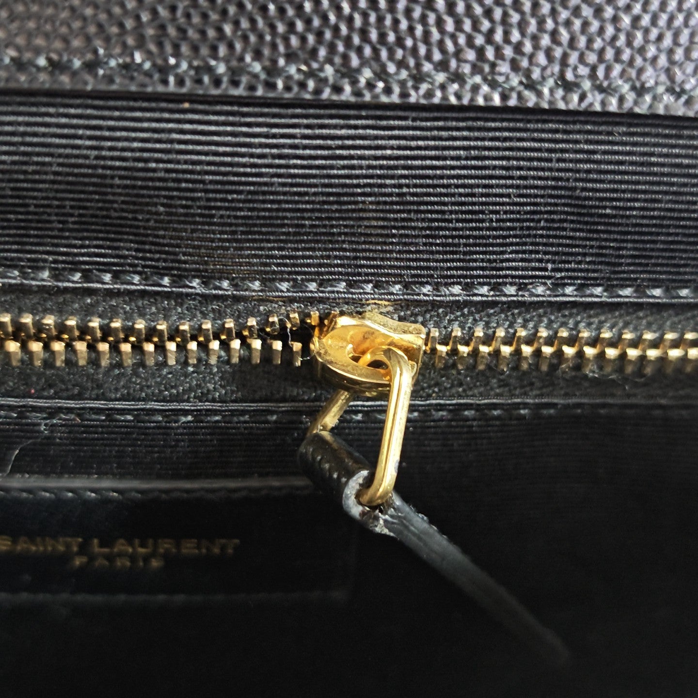 MONOGRAM Large Chevron Calfskin Black