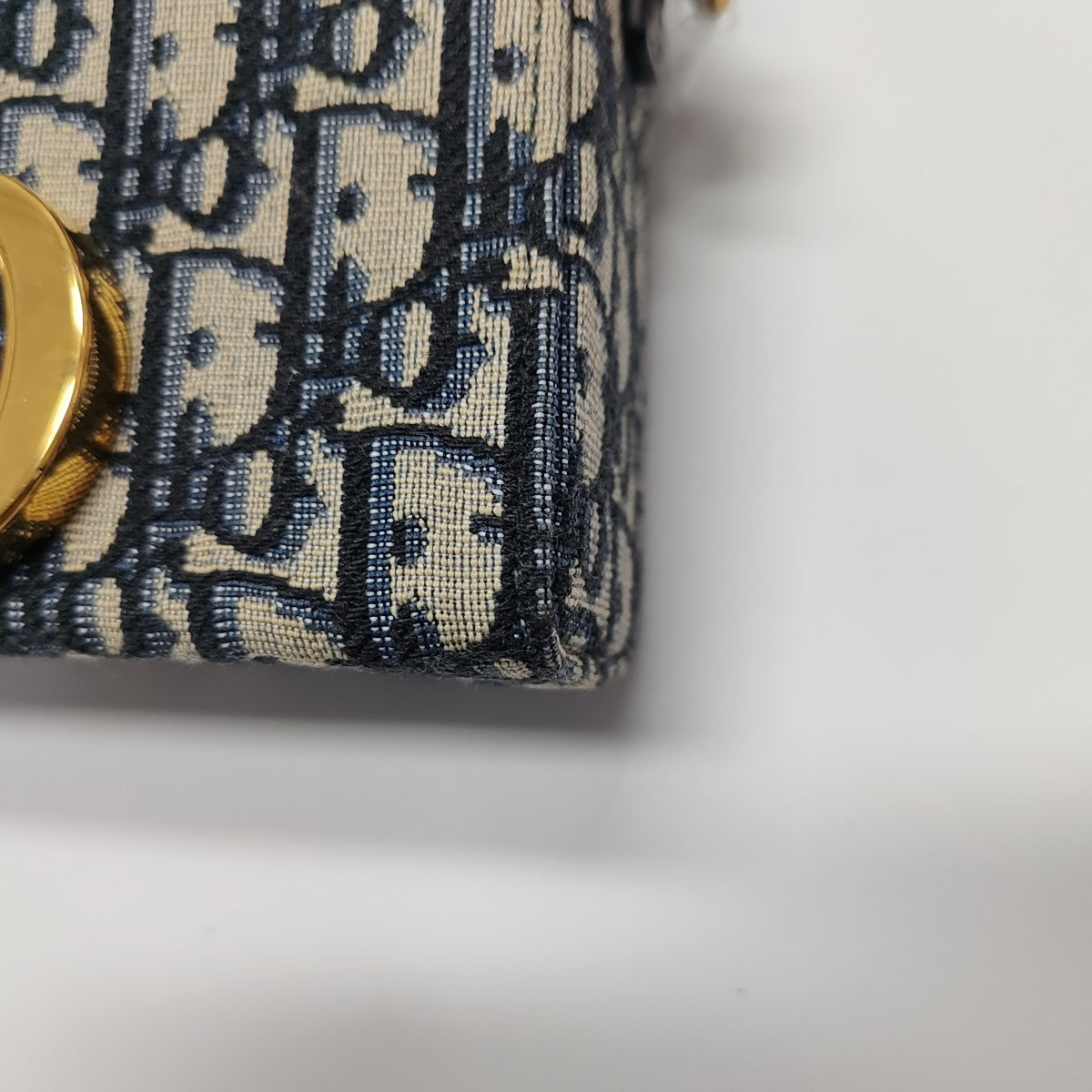 30 Montaigne Mini Oblique Canvas Blue