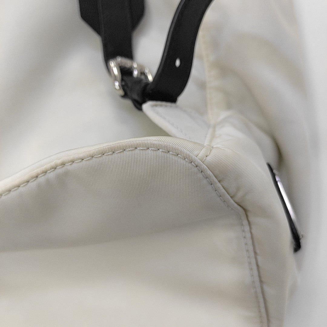 Black Nylon Nylon White