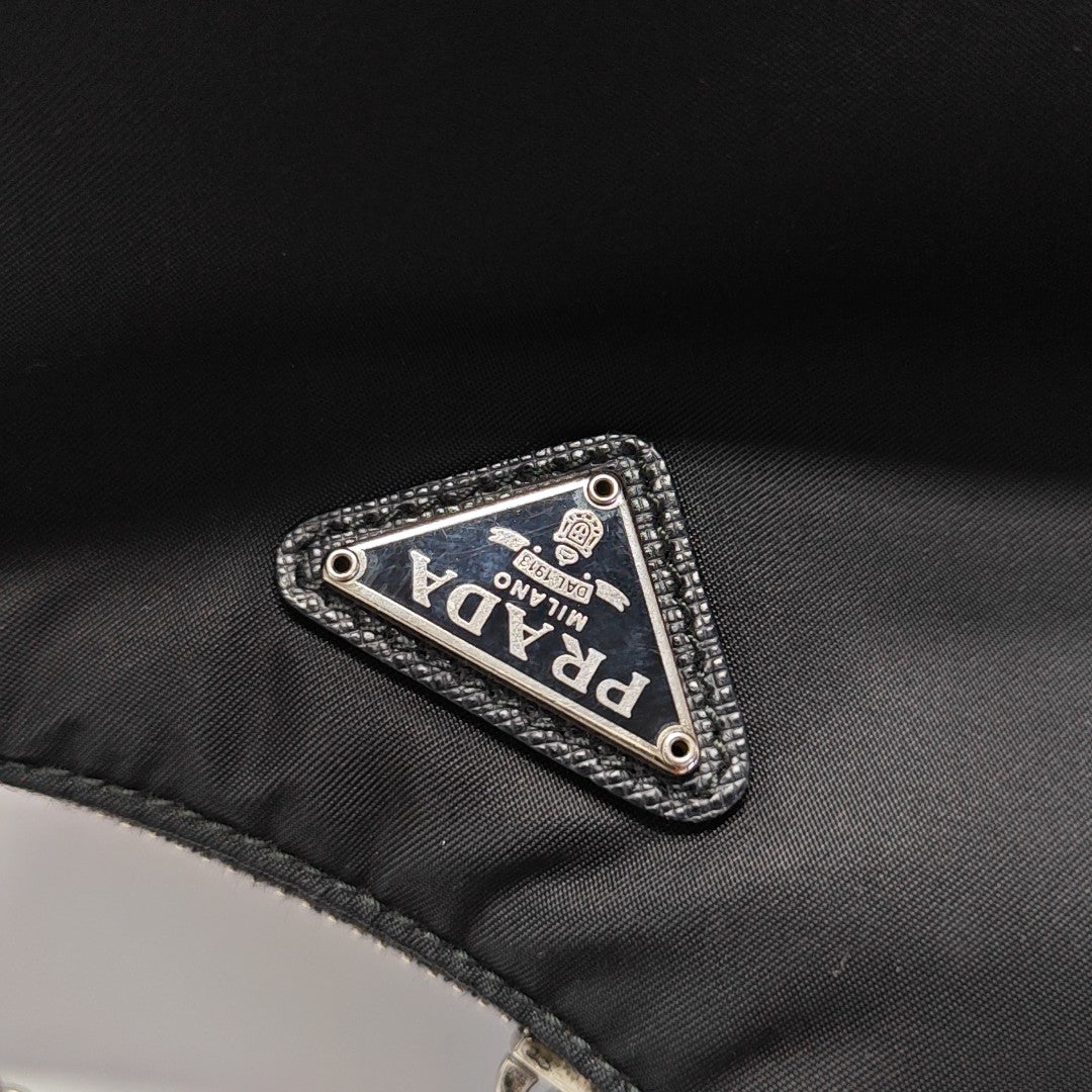 Re-Edition2005 Nylon Black