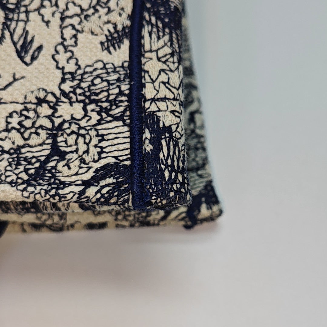 Book Tote Medium Canvas Blue