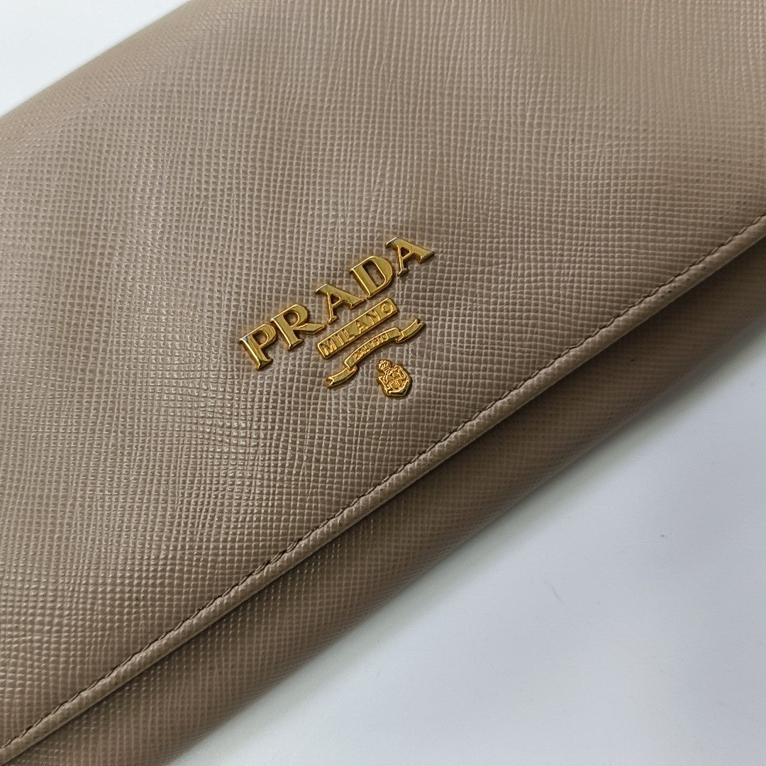Calfskin Wallet Beige