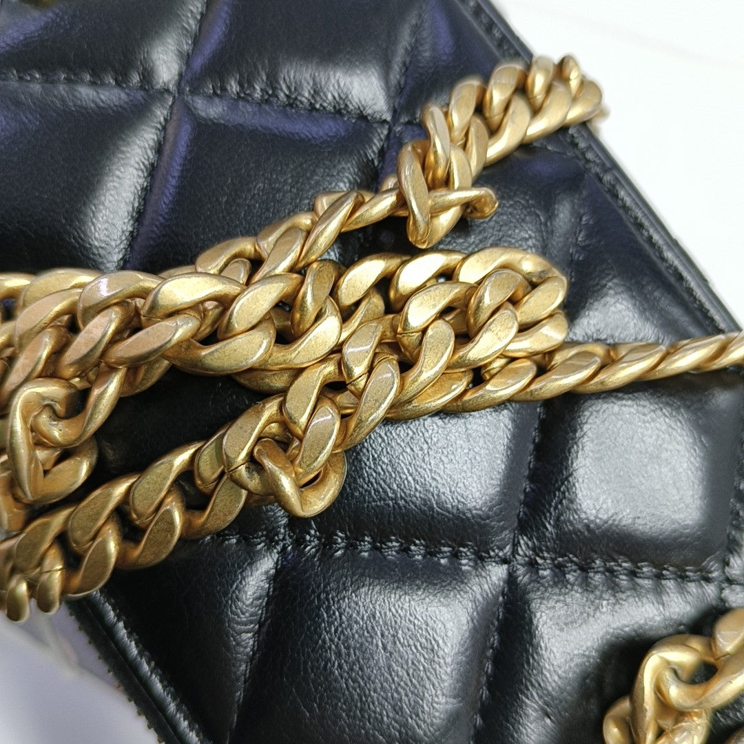 VANITY CASE Small Quilted Lambskin Black