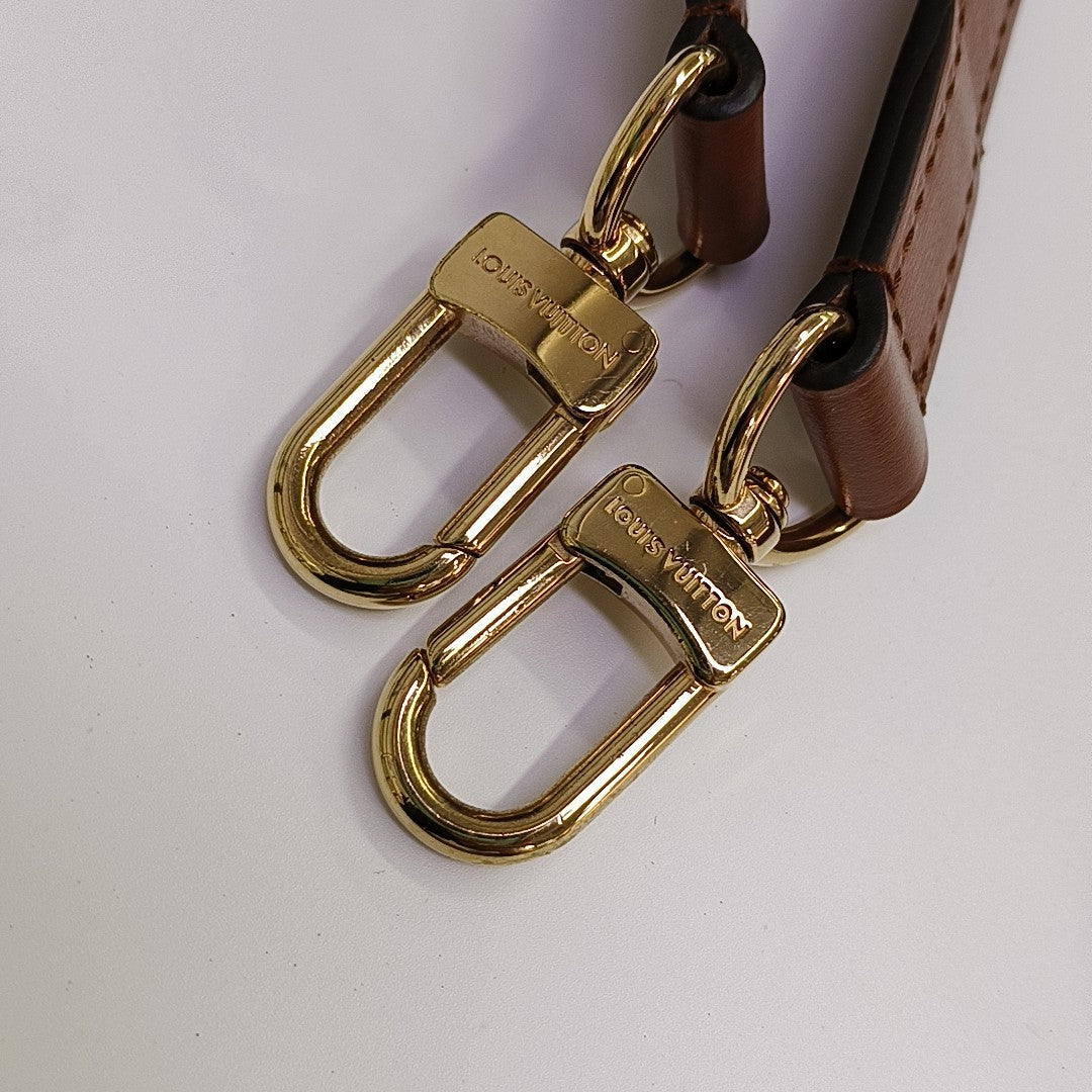 LOOP HOBO Monogram Coated Canvas Brown