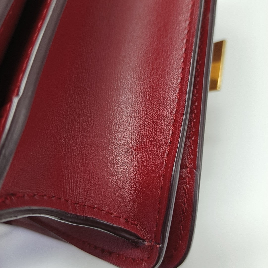 CLASSIC BOX Mini Calfskin Red