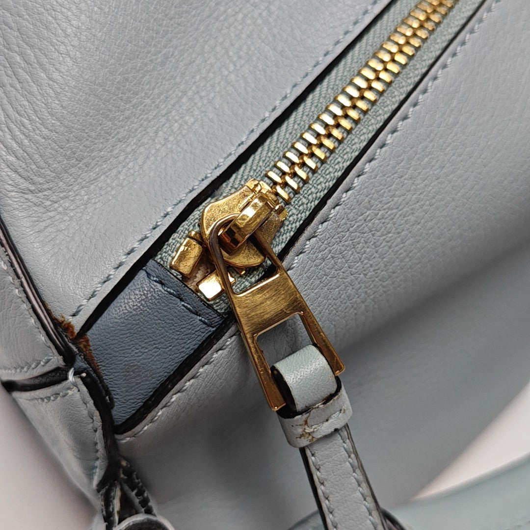 Puzzle Medium Calfskin Blue