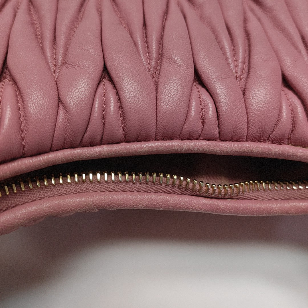 Wander Matelassé Small Quilted Lambskin Pink