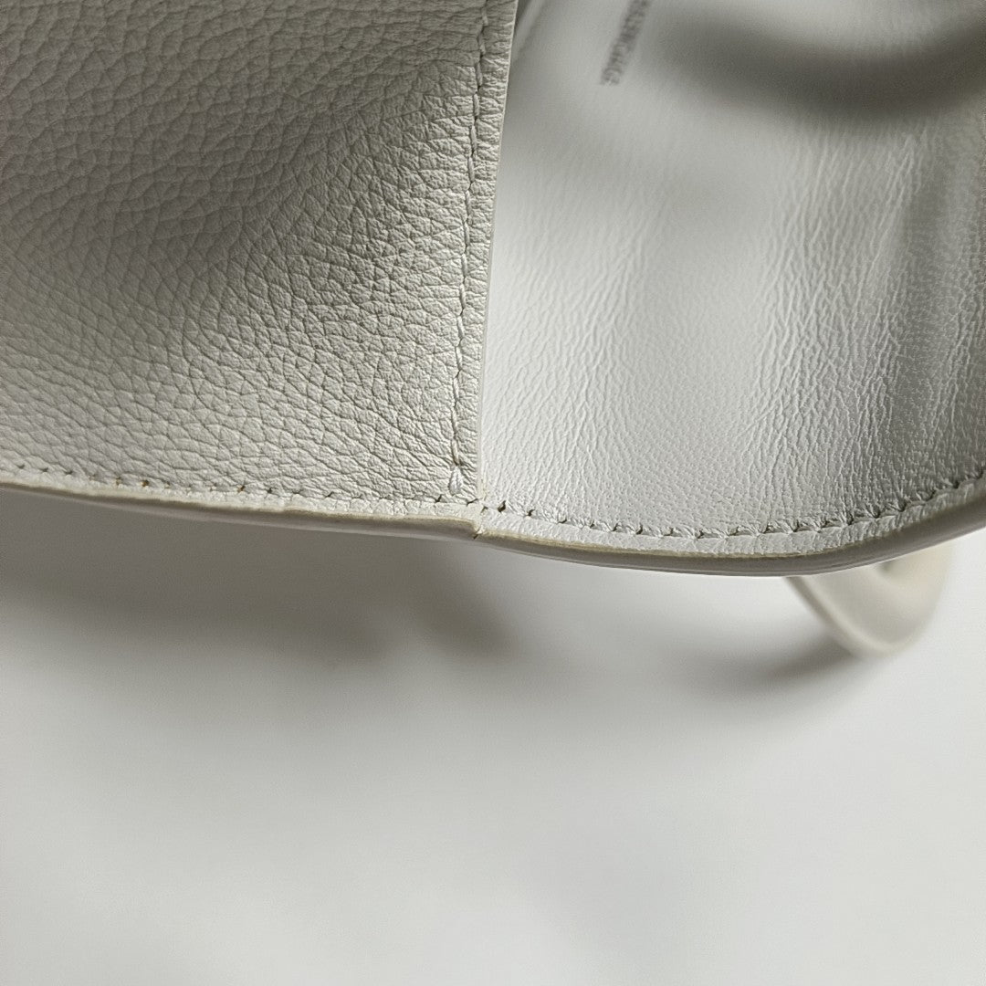 Hourglass S Calfskin White