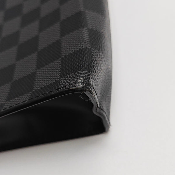 Pochette Voyag MM Damier Graphite Coated Canvas Gray