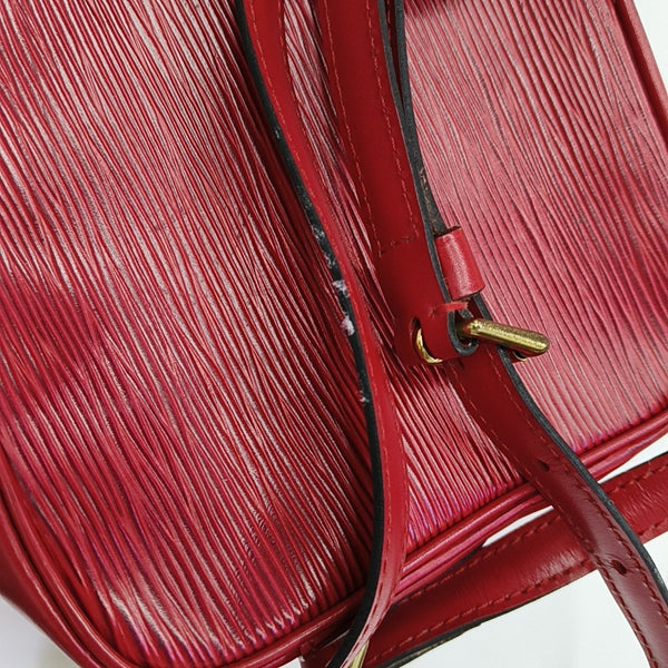 VINTAGE TROCADERO Epi Red