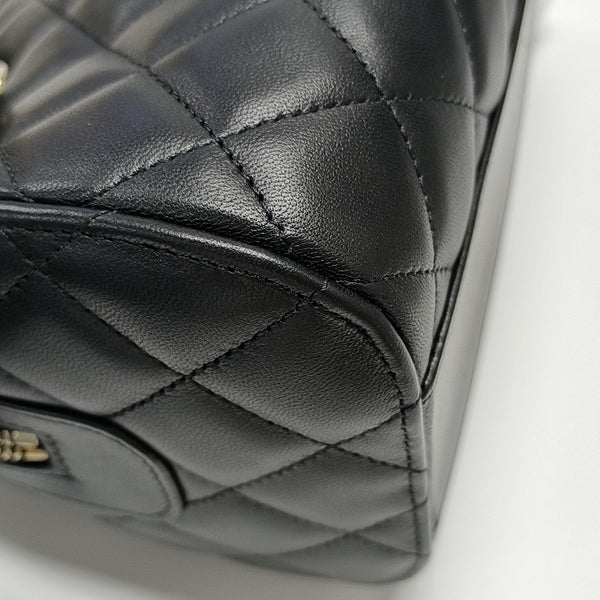 Quilted Lambskin Shoulder Bag Black