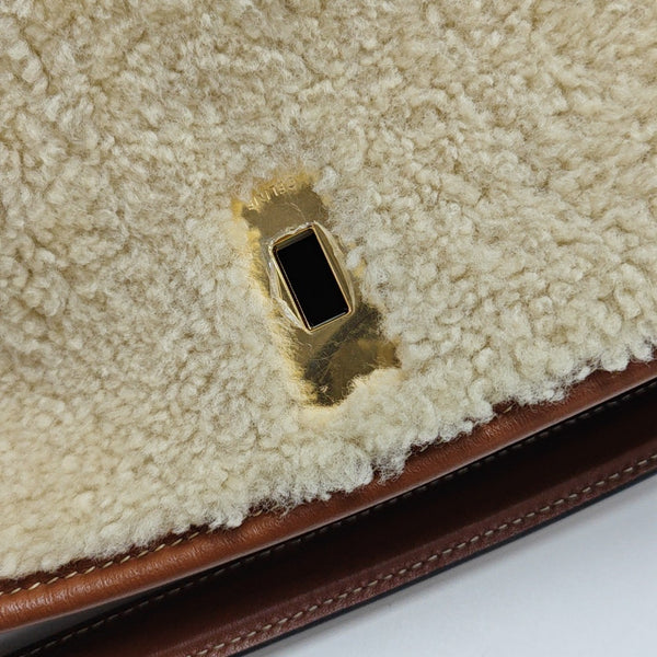 BUCKET 16 Sheepskin Beige