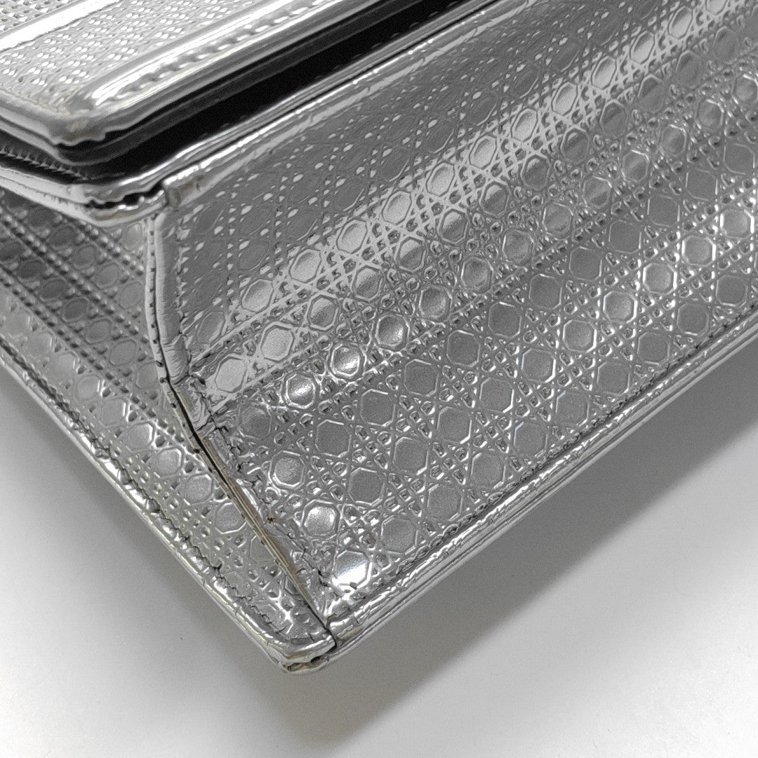 Diorama Medium Calfskin Gray