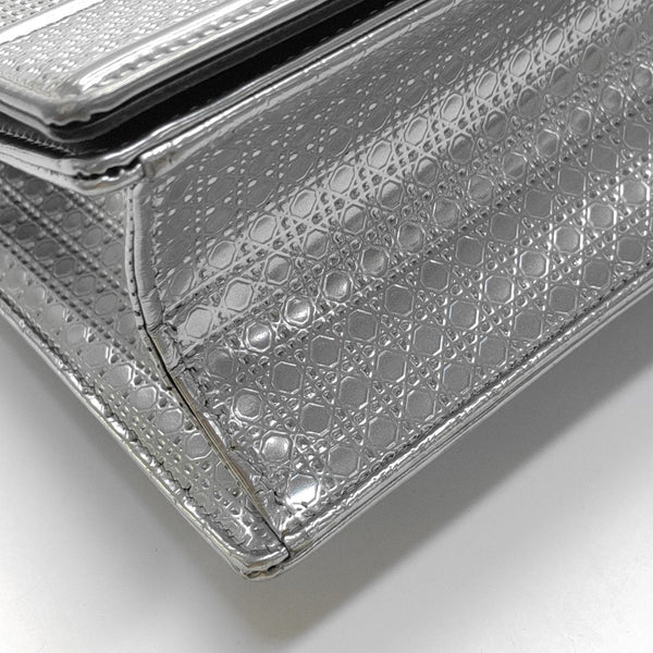 Diorama Medium Calfskin Gray