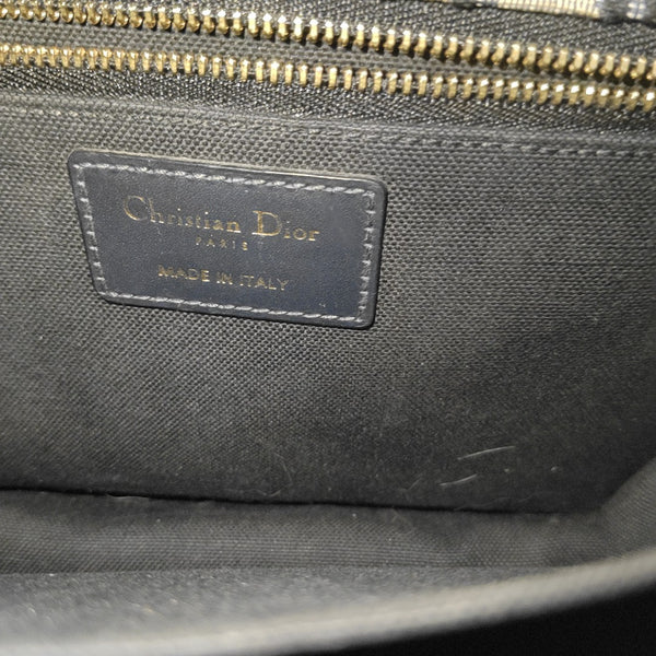 30 Montaigne Oblique Canvas Blue