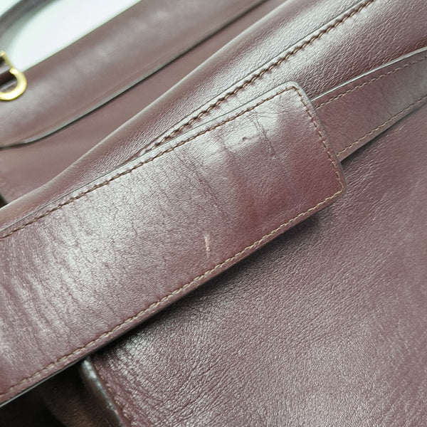 TRAPEZE Medium Calfskin Red