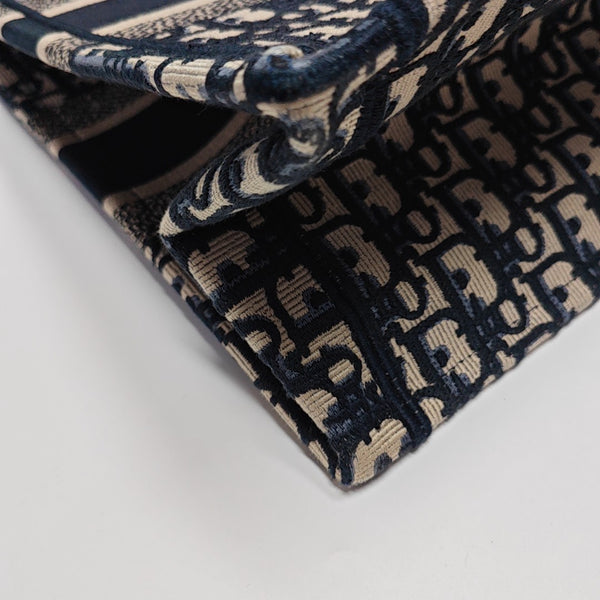 Book Tote Medium Oblique Canvas Blue