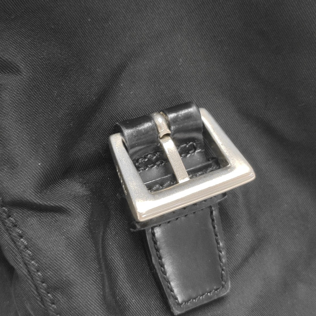 Vela Messenger Bag Nylon Black