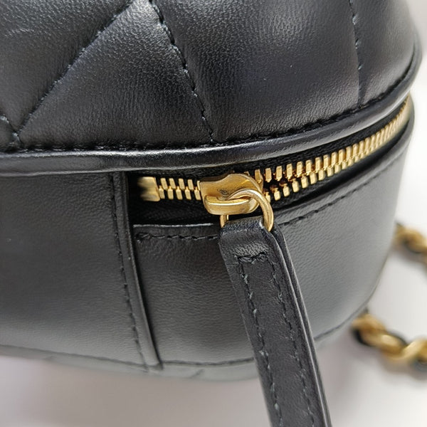 Quilted Lambskin Shoulder Bag Black