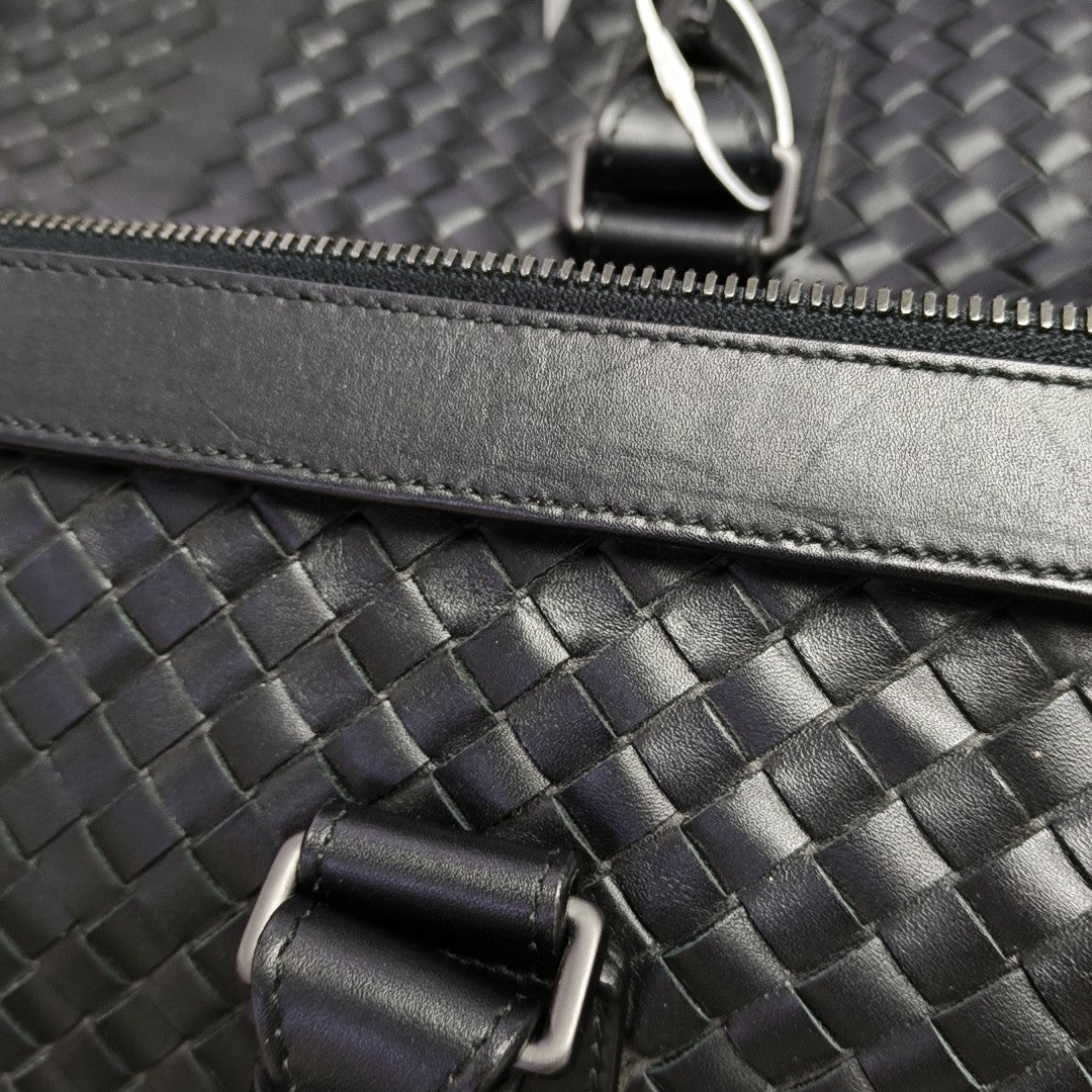 Calfskin Shoulder Bag Black