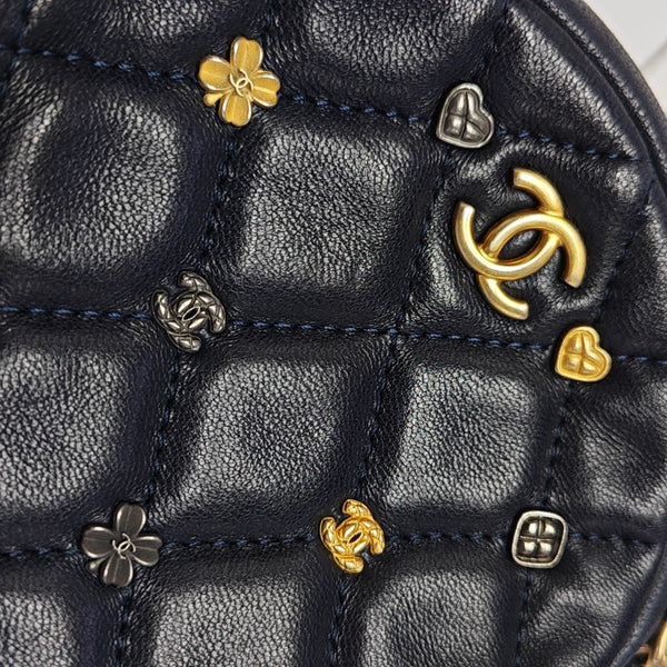 ROUND Quilted Lambskin Blue